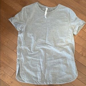 Lululemon grey shirt